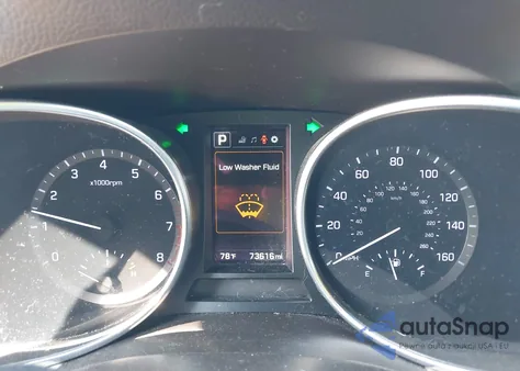 2018 Hyundai Santa Fe Sport 2.4L из США, поврежденный, VIN 5NMZU3LB2JH077884